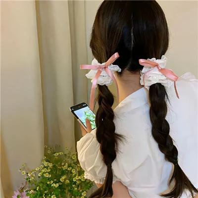 石榴裙下